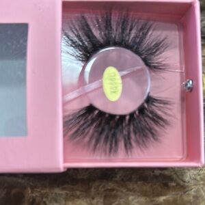 Luxurious Black Mink Eyelashes